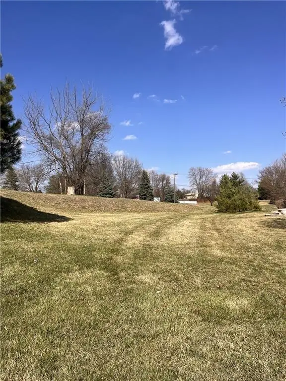 4113 Hidden Valley Drive, Saint Joseph, MO 64506 - #2