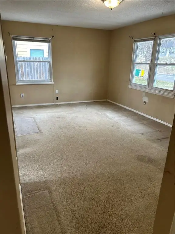 4817 Vista Street, Kansas City, KS 66106 - #3