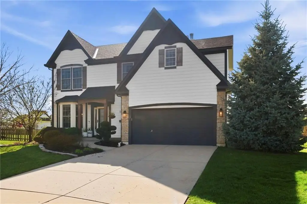 13843 W 154th Terrace, Olathe, KS 66062 - #1