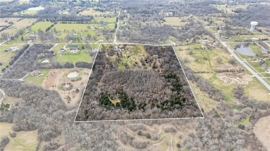 6825 S Arnett Road, Grain Valley, MO 64029 - #2