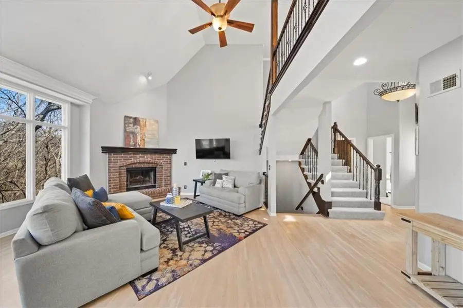 32210 W 91 Street, De Soto, KS 66018 - #3