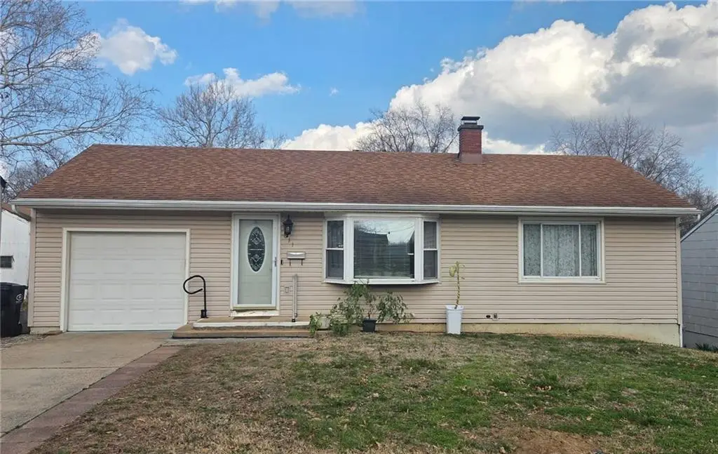 611 N Sunset Drive, Independence, MO 64050 - #1