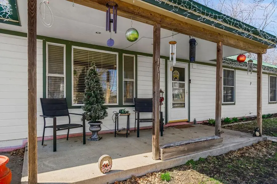 101 Jefferson Avenue, East Lynne, MO 64743 - #2