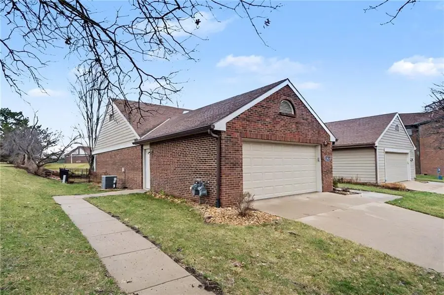 4712 Balmoral Drive, Lawrence, KS 66047 - #2