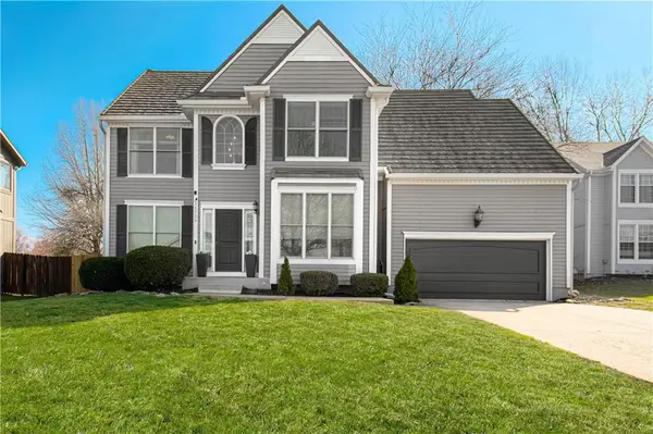 15729 Maple Street, Overland Park, KS 66223