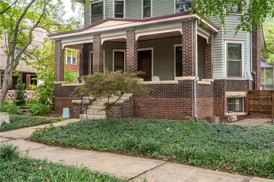 734 Indiana Street, Lawrence, KS 66044 - #2