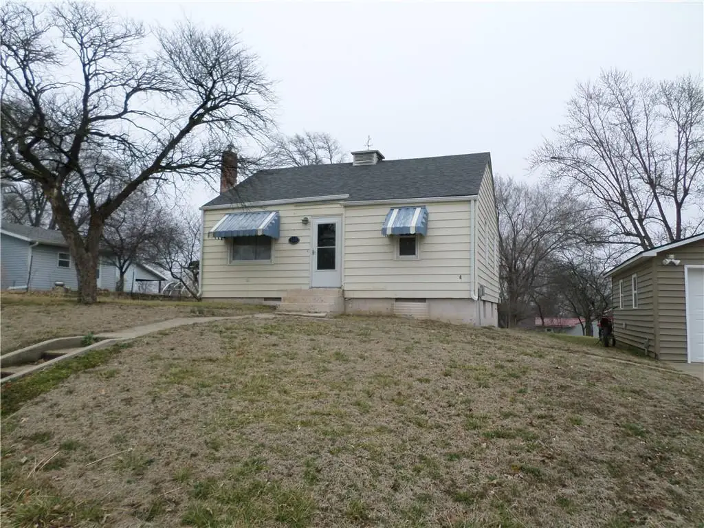 328 S 1st Street, Troy, KS 66087 - #1