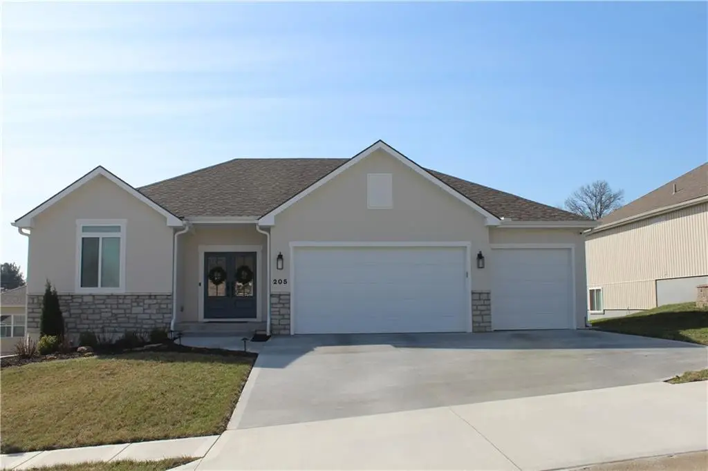 205 Prairie Rose Circle, Smithville, MO 64089 - #1