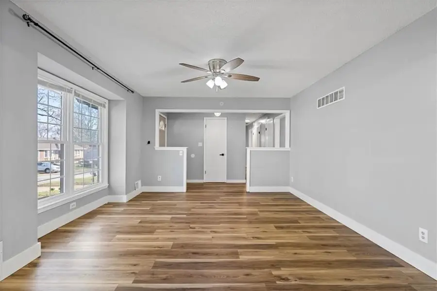 11101 E 72nd Terrace, Raytown, MO 64133 - #3