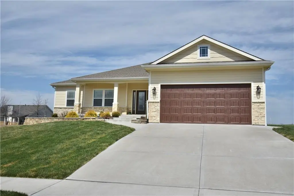 405 W 10th Street, Lawson, MO 64062 - #1