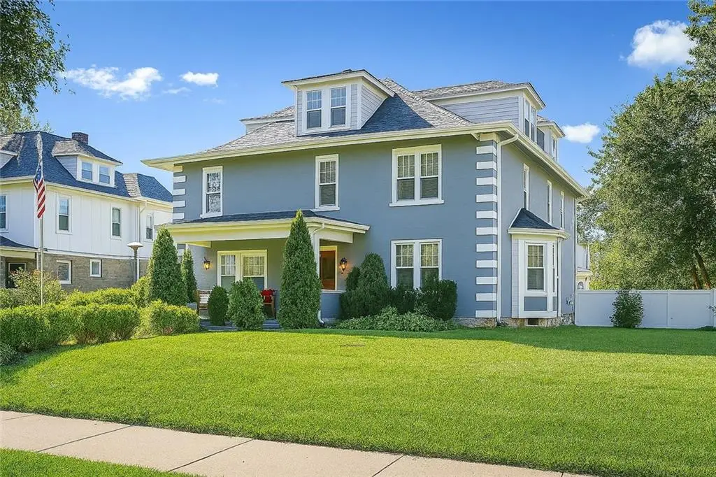 3215 Windsor Avenue, Kansas City, MO 64123 - #1