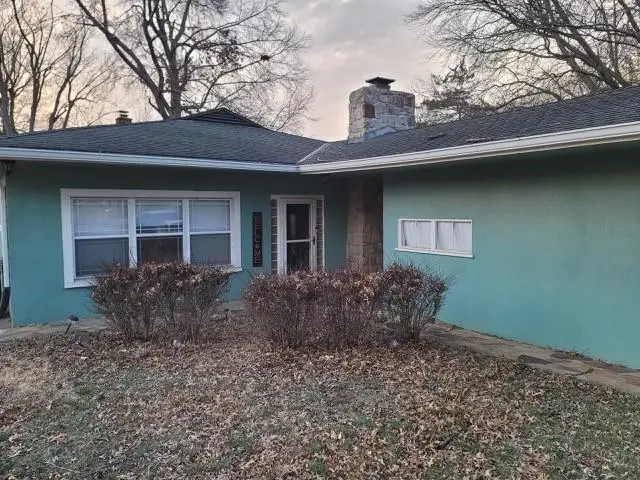 300 W 1st Street, Lees Summit, MO 64063 - #2