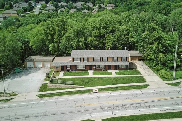 12712 W 51st Street, Shawnee, KS 66216