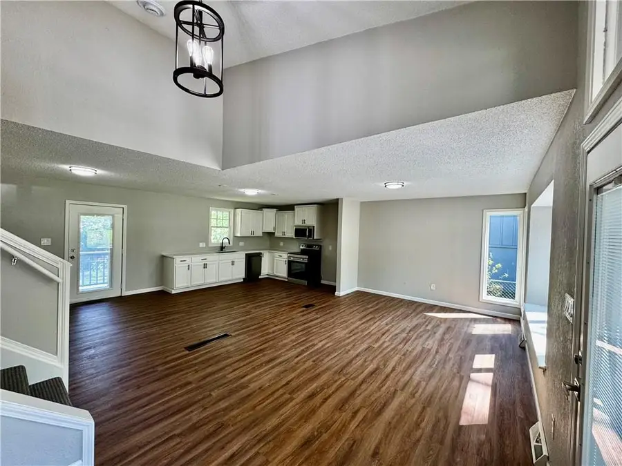 1621 N Belvidere Avenue, Independence, MO 64056 - #3