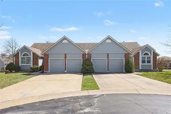 7013 W 157th Terrace, Overland Park, KS 66223