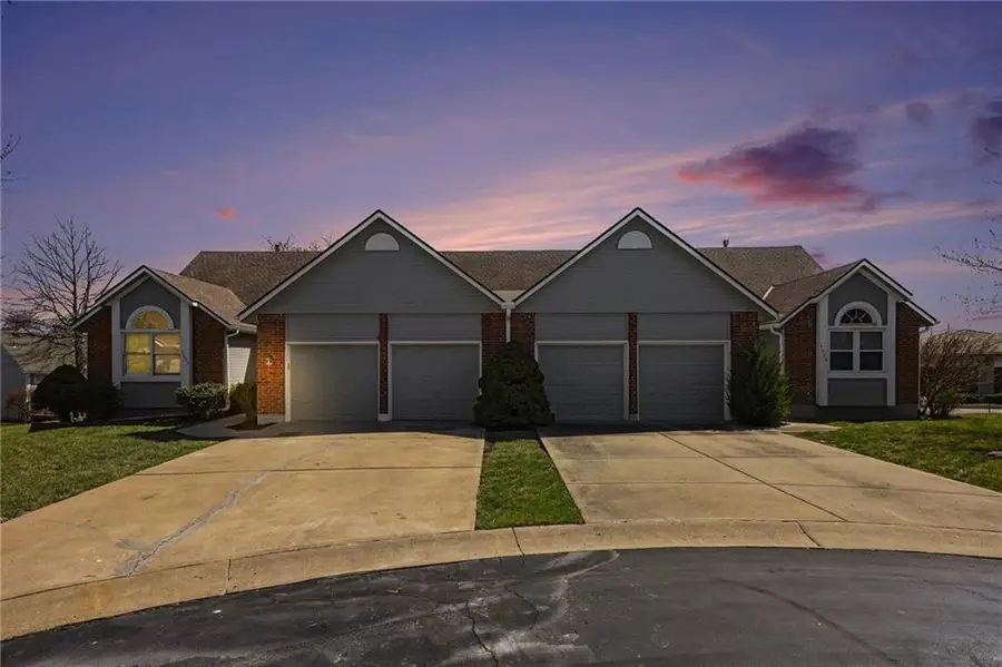 7013 W 157th Terrace, Overland Park, KS 66223 - #2