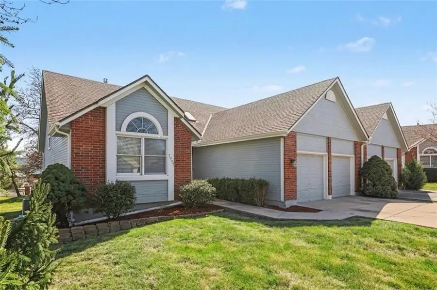 7013 W 157th Terrace, Overland Park, KS 66223 - #3
