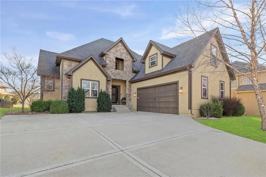 31151 W 165th Terrace, Gardner, KS 66030 - #2