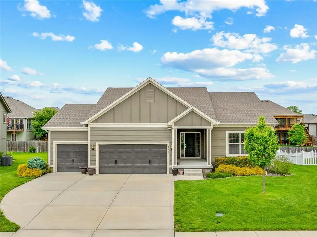 1206 Johnston Drive, Raymore, MO 64083 - #1