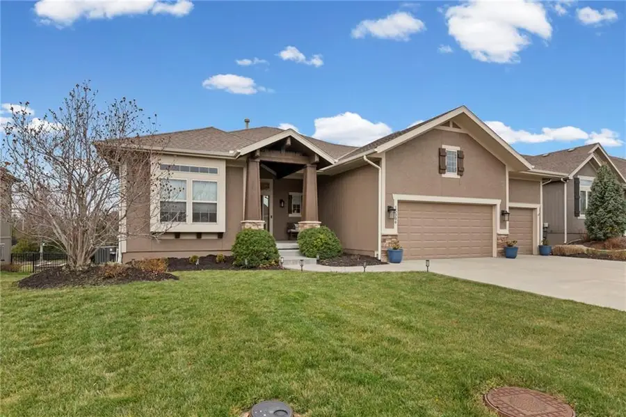 16336 S Twilight Lane, Olathe, KS 66062 - #2