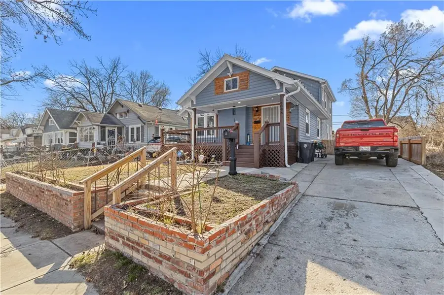 6004 Park Avenue, Kansas City, MO 64130 - #2