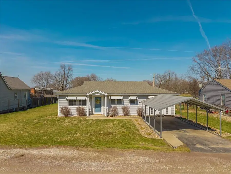 107 E Elm Street, Polo, MO 64671 - #2