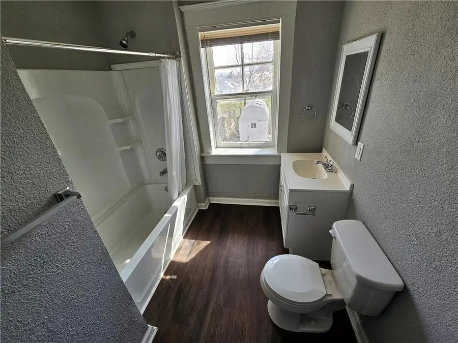 2637 E 29th Street, Kansas City, MO 64128 - #2