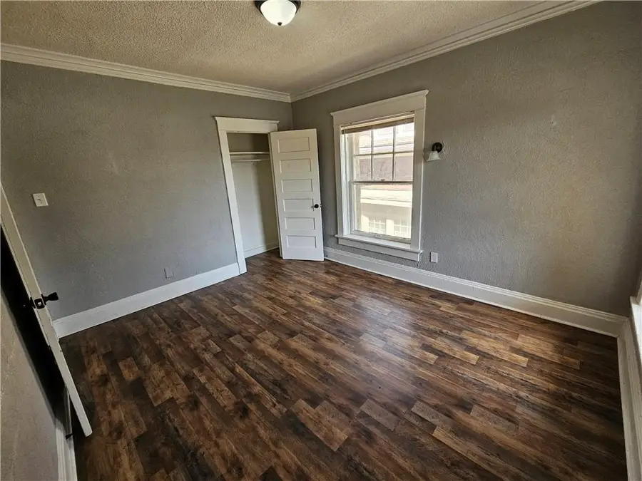 2637 E 29th Street, Kansas City, MO 64128 - #3