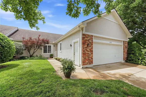 12202 Caenen Drive, Overland Park, KS 66213