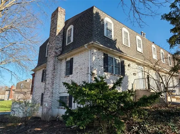 7137 NW Winter Avenue, Kansas City, MO 64152