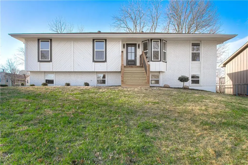 14401 NW 67th Street, Parkville, MO 64152 - #1