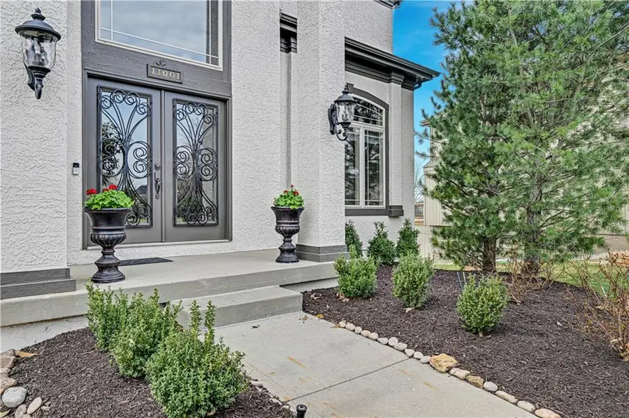 11001 W 163rd Court, Overland Park, KS 66221 - #3