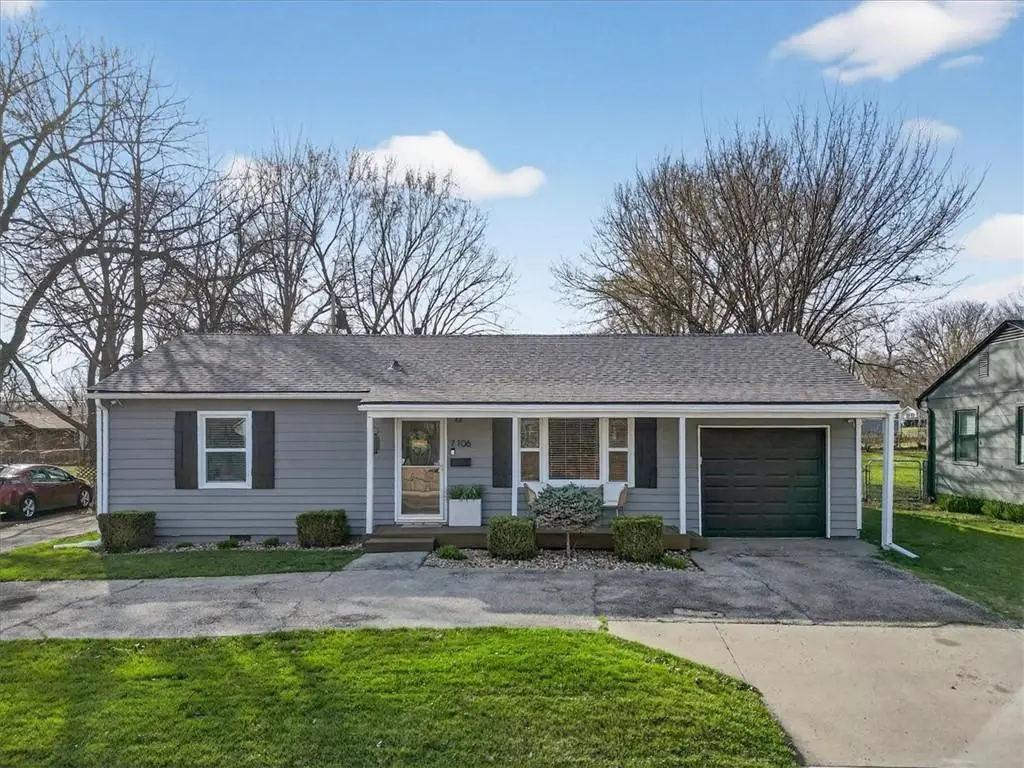 7106 Nall Avenue, Prairie Village, KS 66208 - #1