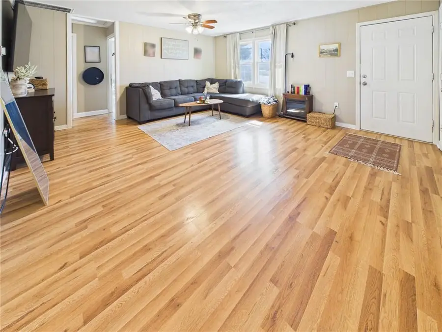 209 E Sparks Avenue, Warrensburg, MO 64093 - #3