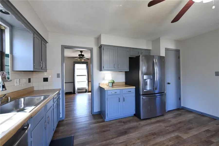 8211 W 57th Street, Merriam, KS 66202 - #3