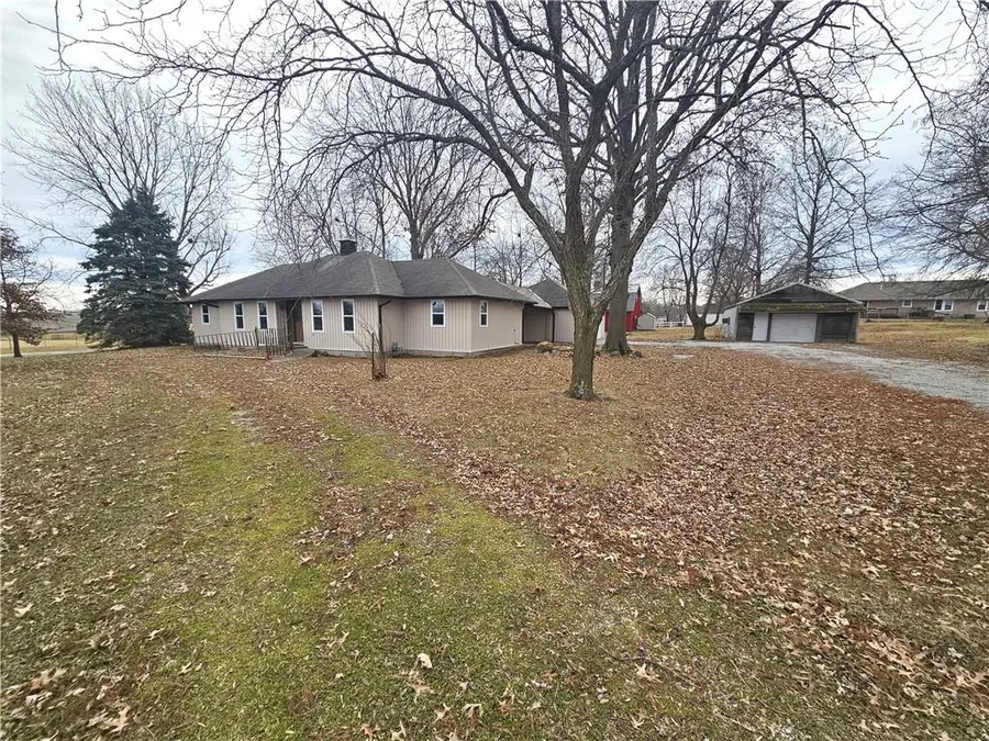 108 Rich Hill Street, Hamilton, MO 64644 - #3