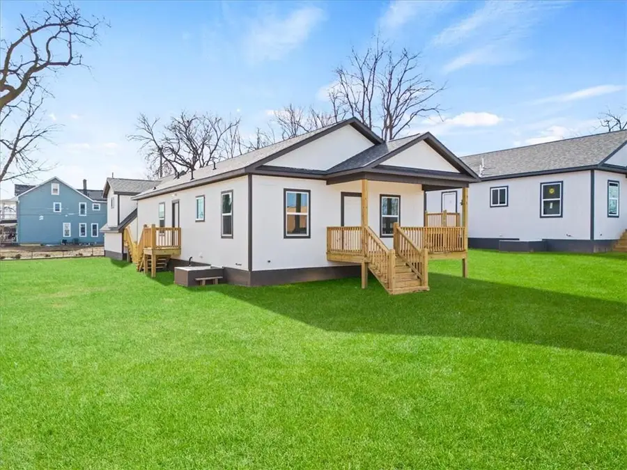 1017 Armstrong Avenue, Kansas City, KS 66102 - #2