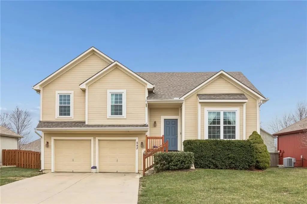 543 E Cheyenne Street, Gardner, KS 66030 - #1