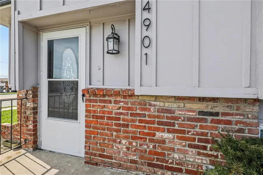 14901 W 150th Terrace, Olathe, KS 66062 - #3