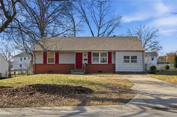 6401 W 73rd Street, Overland Park, KS 66204