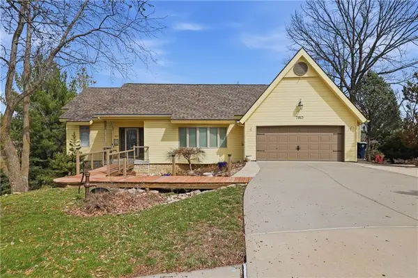 7815 N Adrian Avenue, Kansas City, MO 64151