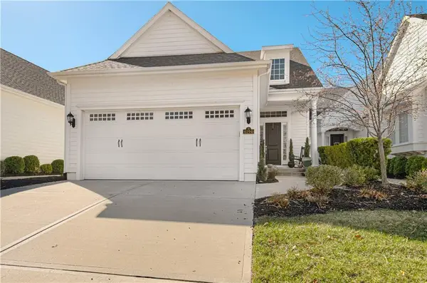 6194 Lime Stone Court, Parkville, MO 64152