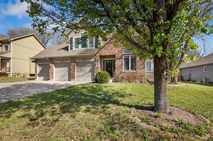 2208 SW Morris Drive, Lees Summit, MO 64082 - #2