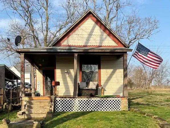 104 N Park Street, El Dorado Springs, MO 64744