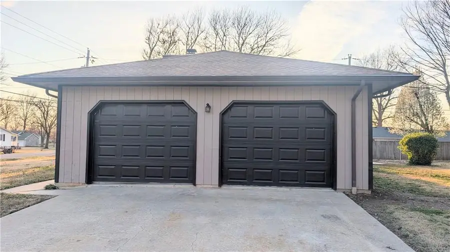 201 W Hospital Road, El Dorado Springs, MO 64744 - #3