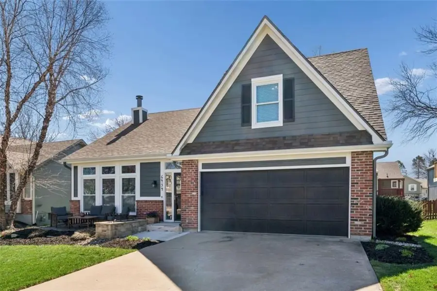 6434 Mccoy Street, Shawnee, KS 66226 - #2