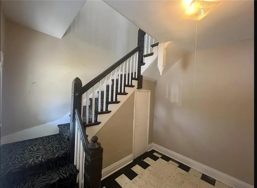 201 E Culton / 203 N College Street, Warrensburg, MO 64093 - #2