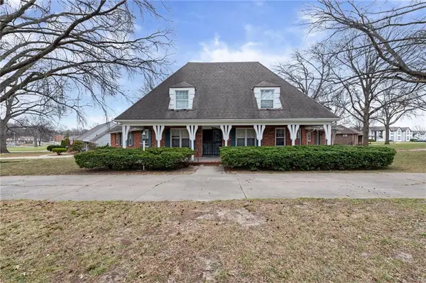 11415 Minor Drive, Kansas City, MO 64114