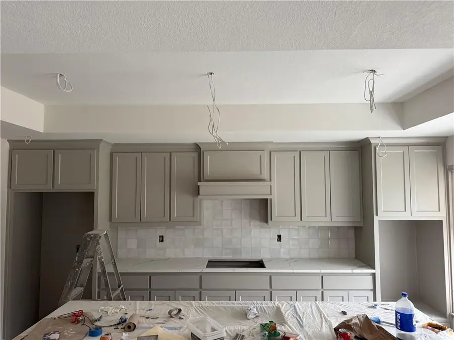 6914 W 66th Terrace, Overland Park, KS 66202 - #2