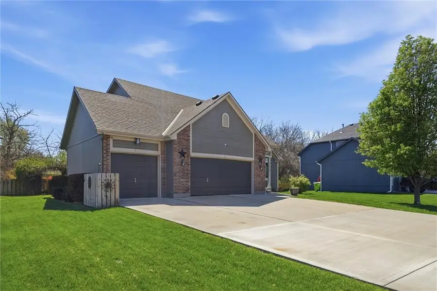 7313 E 158th Street, Belton, MO 64012 - #3